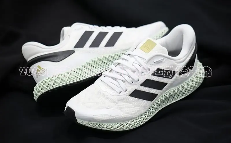 2025新款：Qwen引领的运动鞋革命